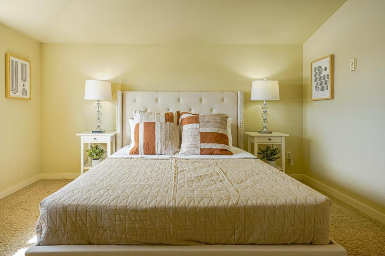 Stylish North Seattle Townhouse- Dual Master Suites Exterior foto